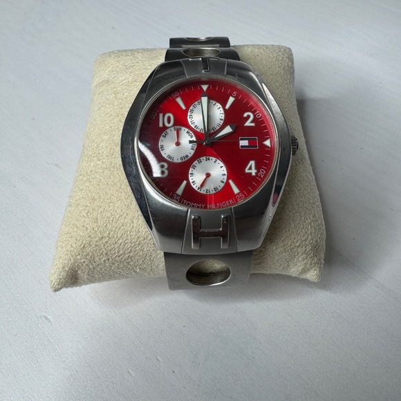 Y2K era Hilfiger - Tommy Hilfiger Red Dial Multifunction Sport Fashion Watch - Picture 6 of 9